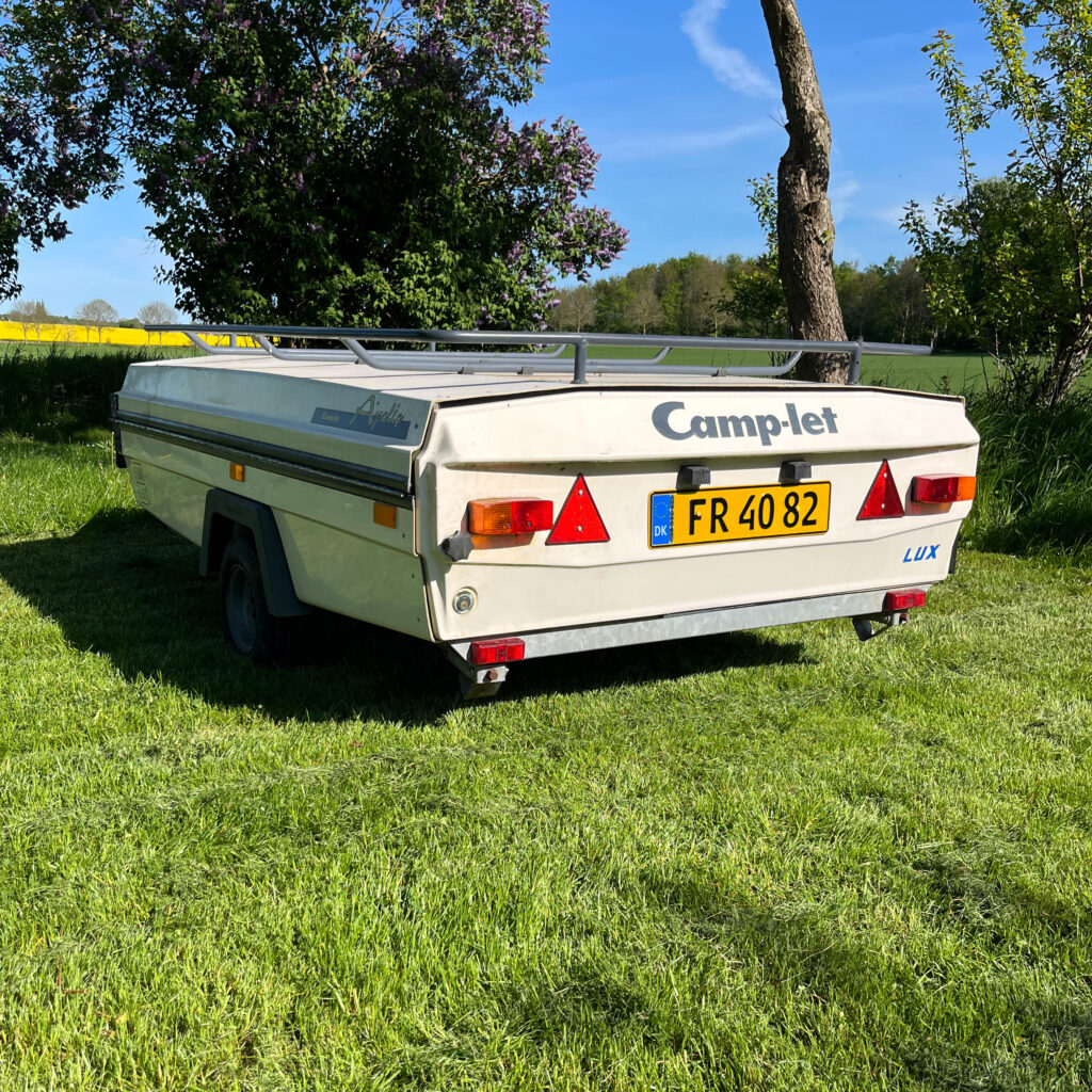 Camp-let når den er lukket og klar til at køre.